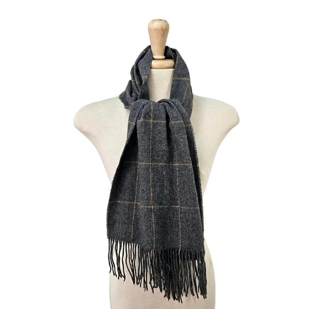 Geoffrey Beene VTG Cashme Oblong Scarf Unisex OS 100% Acrylic Gray Plaid Fringed